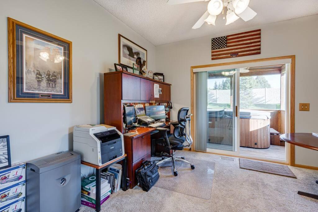 فيلا Maple Grove Retreat 30 Days Minimum المظهر الخارجي الصورة
