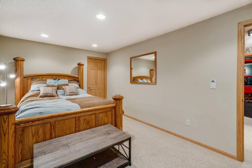 فيلا Maple Grove Retreat 30 Days Minimum المظهر الخارجي الصورة