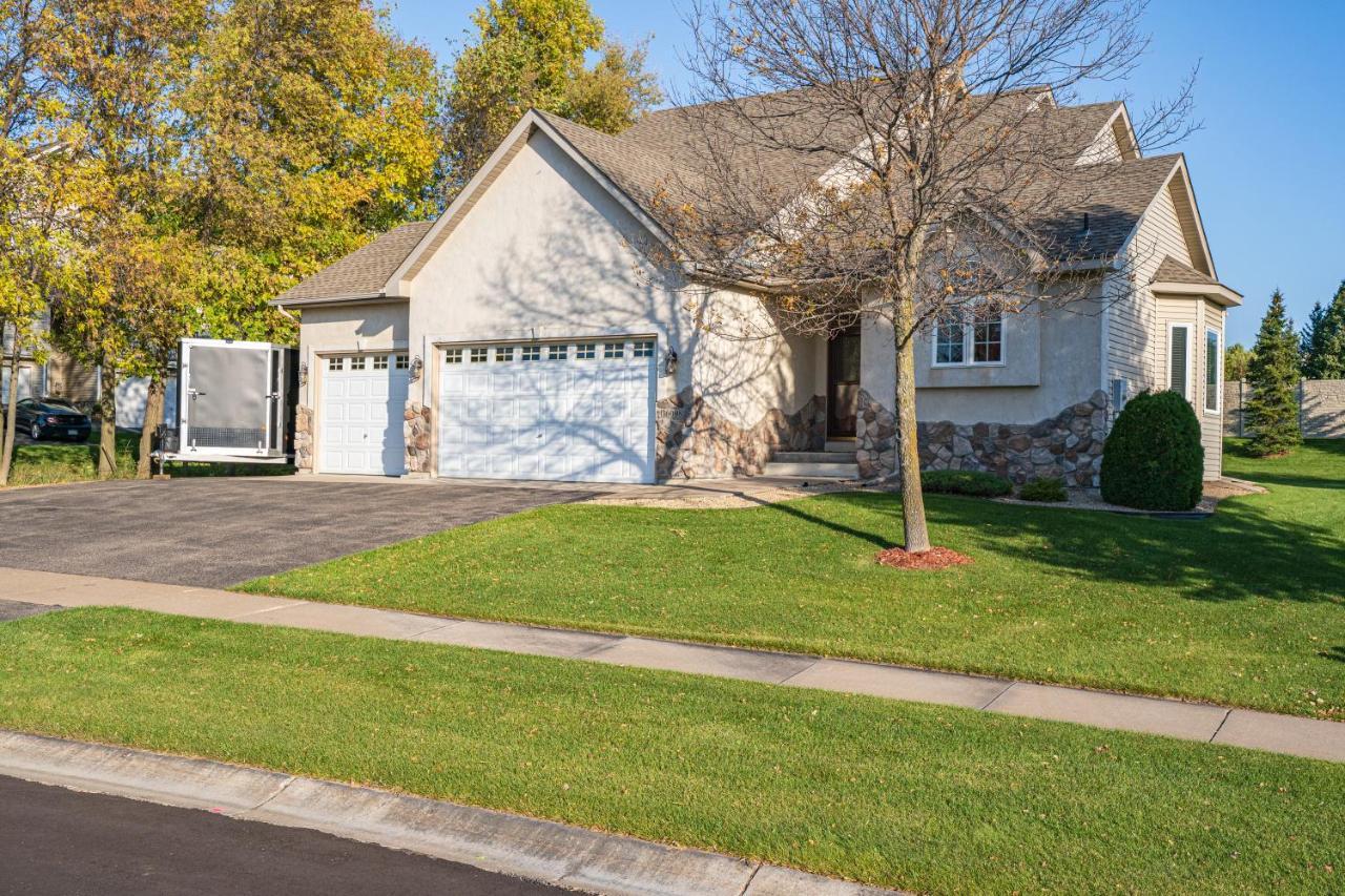 فيلا Maple Grove Retreat 30 Days Minimum المظهر الخارجي الصورة