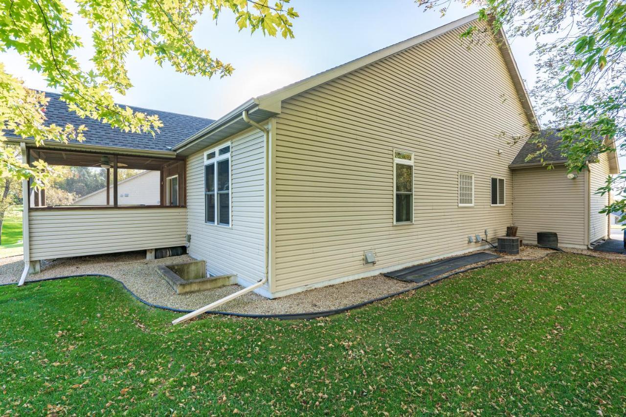 فيلا Maple Grove Retreat 30 Days Minimum المظهر الخارجي الصورة